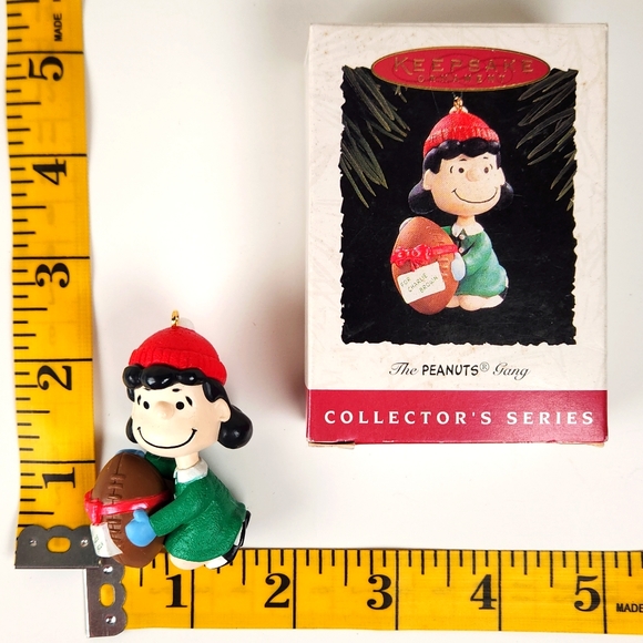 The Peanuts Gang Lucy & Football, 1994 Hallmark - Picture 12 of 13